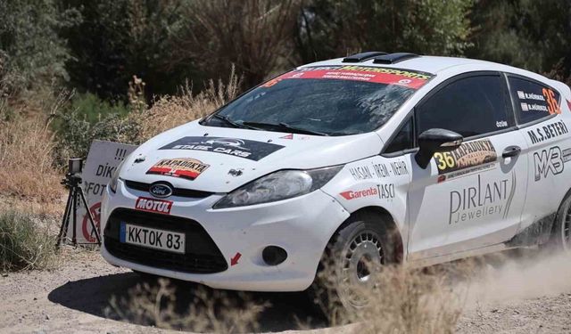 Kapadokya Rallisi'nde kıyasıya mücadele devam etti