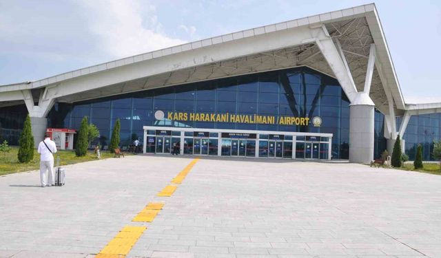 Kars Harakani Havalimanı'nda yolcu trafiği artıyor: İlk 6 Ayda 307 bin 797 yolcuya hizmet verildi