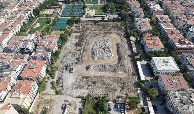 Karşıyaka: 'Zübeyde Hanım Stadyumu bir siyasi görüşün değil, Karşıyaka'nın evidir'