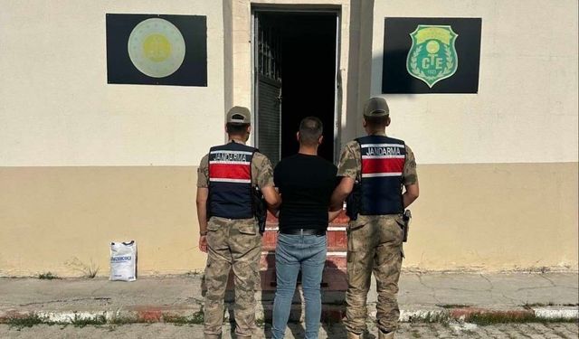 Kars'ta kasten öldürme suçundan aranan hükümlü JASAT operasyonuyla yakalandı