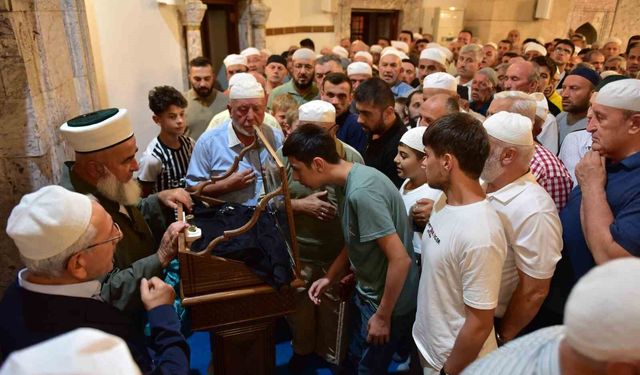 Kastamonu'da Sakal-ı Şerif ziyarete açıldı, vatandaşlar yoğun ilgi gösterdi