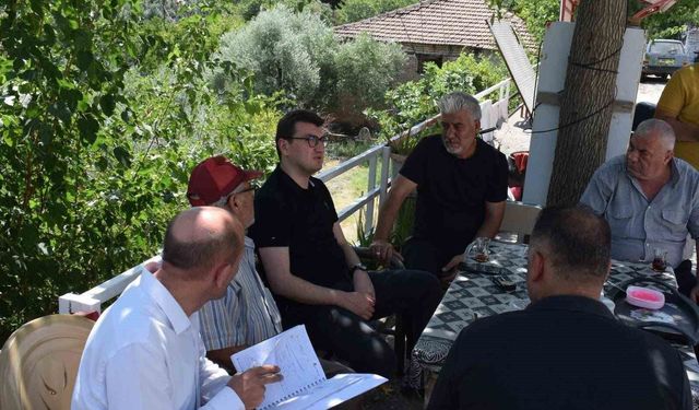 Kaymakam Sözen, yangın mağduru aileleri yalnız bırakmadı