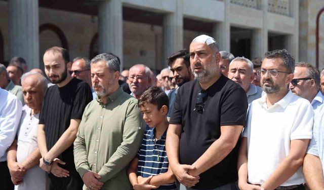 Kazada hayatını kaybeden İlknur öğretmen son yolculuğuna uğurlandı