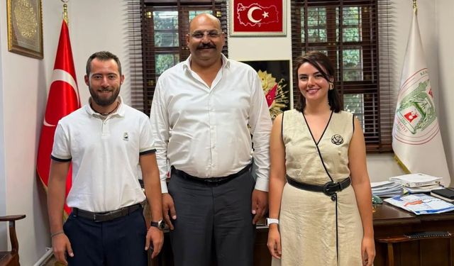 Kemaliye'de iki isme Fahri Hemşehrilik Beratı verildi