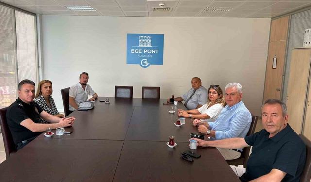 Kuşadası Limanı'nda 'indi-bindi' krizi: Sektör temsilcilerinden yeni uygulamaya tepki