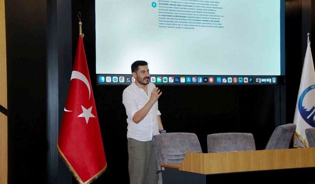 Kütahya OSB Akademi'de 'Yapay zekâyı iş hayatında etkin kullanma' eğitimi gerçekleştirildi