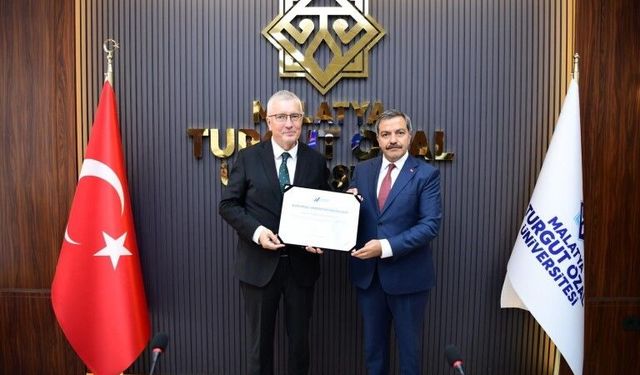 Malatya Turgut Özal Üniversitesi, Kurumsal Akreditasyon Belgesi'ni aldı