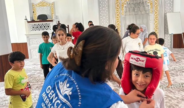 Menteşe Kur'an kurslarında 'Merkezim Her Yerde' neşesi