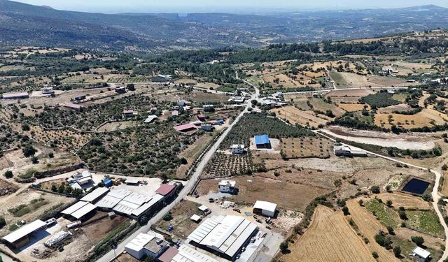 Mersin'de kırsal yollar güvenli ve konforlu hale getiriliyor