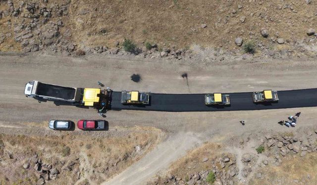 Muş'ta güvenlik yollarına 100 milyon TL'lik yatırım