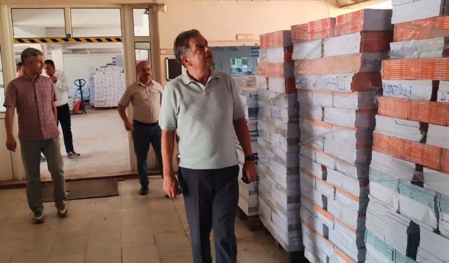 Nazilli'de ders kitabı dağıtımı öncesi hazırlıklar denetlendi