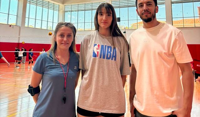 Niğdeli sporcu Belinay Akkuş Beşiktaş'a transfer oldu