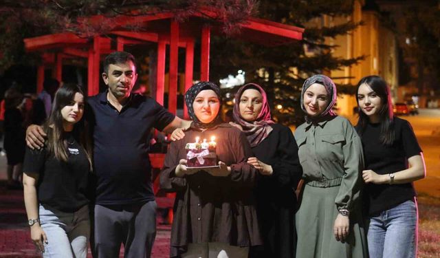 Özel Esra'ya özel doğum günü