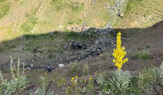 Palandöken Geçidi'nde feci kaza: 150 metrelik uçuruma yuvarlandı