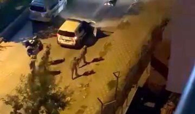 Polis Özel Harekat ekiplerini görünce elindeki silahı bırakıp teslim oldu