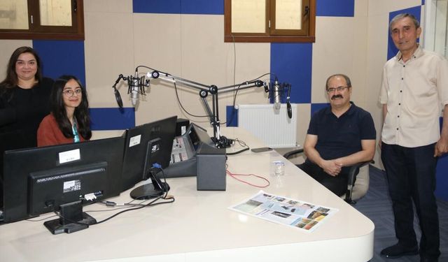 Radyo Kampüs'te tercih dönemi için akademik birimlerin tanıtımı yapıldı