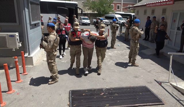 Şanlıurfa'da 12 kilo altın ile 2 milyon TL'yi gasbeden zanlılar tutuklandı