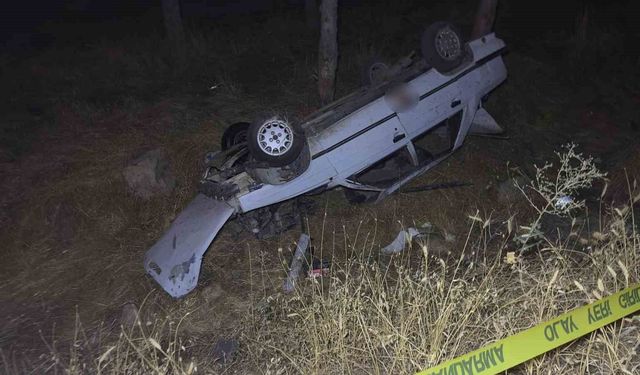 Şanlıurfa'da bir hafta önce evlenen genç kazada öldü, 4 kişi yaralandı