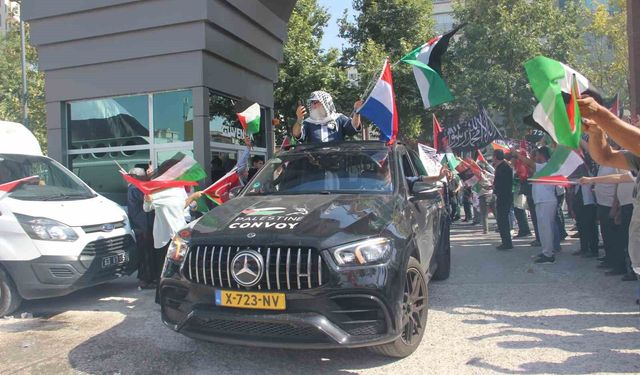 Şanlıurfa'da Filistin konvoyuna görkemli karşılama