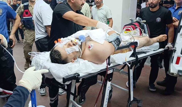 Şanlıurfa'da hastane bahçesinde silahlı saldırı: 1'i çocuk 2 yaralı