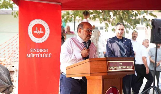 Sındırgı'da deprem konutları hak sahiplerine teslim edildi