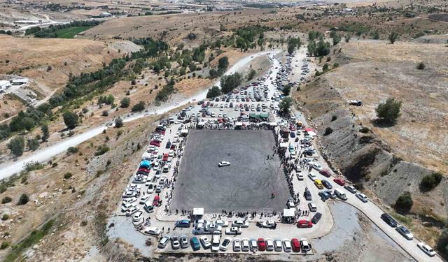 Sorgun Modifiye Araç Fuarı film setlerini aratmadı