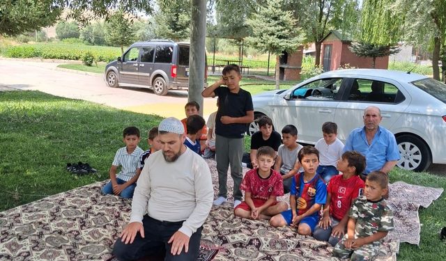 Şuhut'ta Kur'an-ı Kerim kursu öğrencileri piknikte buluştu