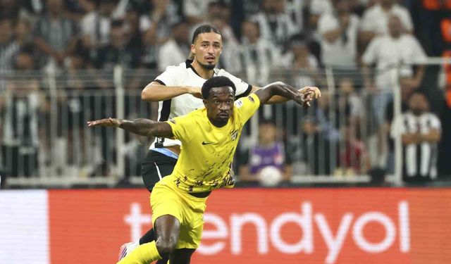 Trendyol Süper Lig: Beşiktaş: 1 - Eyüpspor: 0 (İlk yarı)