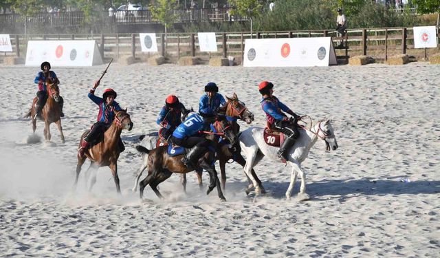 Türkiye Kökbörü Ligi finali Ahlat'ta yapıldı