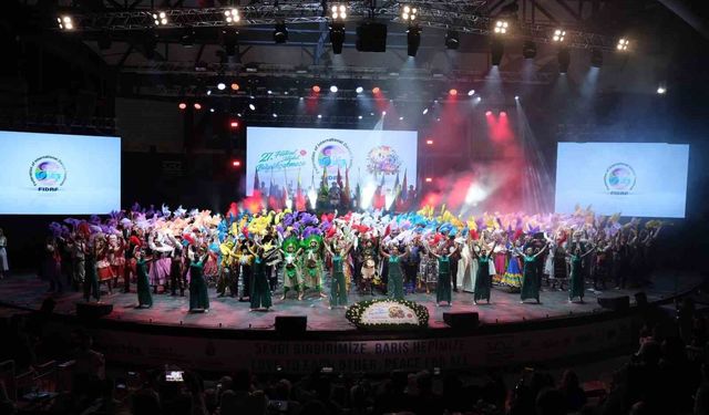 Uluslararası İstanbul Büyükçekmece Kültür ve Sanat Festivalinin 27. si görkemli bir finalle sona erdi