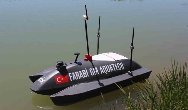 Üniversite öğrencileri hava, kara ve denizi buluşturan yapay zeka destekli insansız deniz aracı geliştirdi