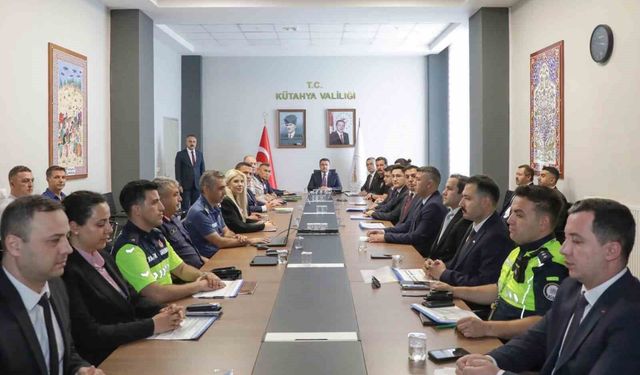 Vali Musa Işın: 'Uyuşturucu ve kaçakçılıkla mücadelemizi taviz vermeden sürdüreceğiz'