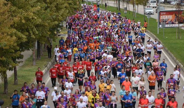 13. Eker I Run'da kurumsal takımlar ekip ruhu için koşacak