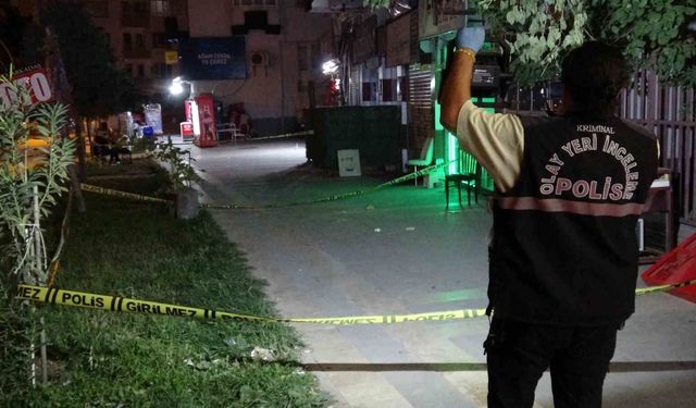 21 yaşındaki genç bıçaklı kavgada ağır yaralandı