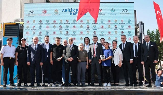 Ahilik geleneği Bayramyeri Meydanı'nda hayat buldu
