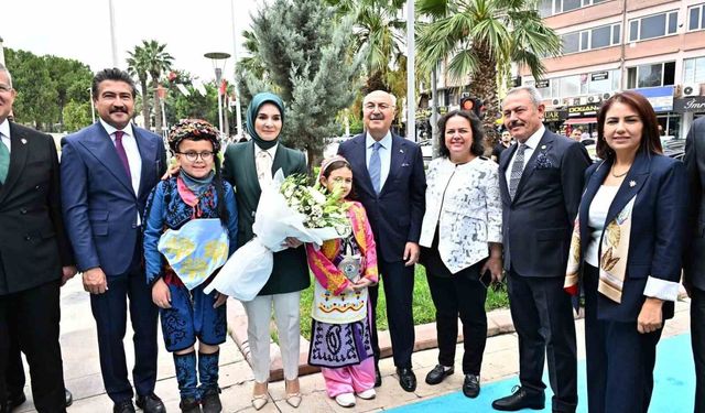 Aile ve Sosyal Hizmetler Bakanı Göktaş Denizli Valiliğine ziyaret etti
