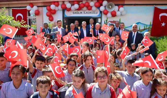 Aksaray'da 82 bin 421 öğrenci ders başı yaptı