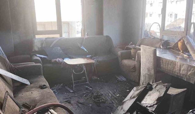 Alanya'da apartman dairesinde çıkan yangın söndürüldü