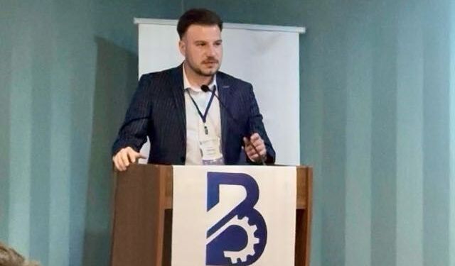 Arda Akbaba, Karesi Kent Konseyi Gençlik Meclis Başkanı oldu