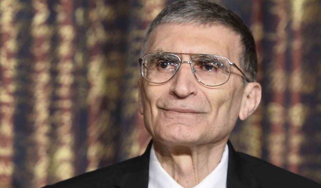 Azerbaycan'dan Türk bilim insanı Aziz Sancar'a 'Şöhret Nişanı'