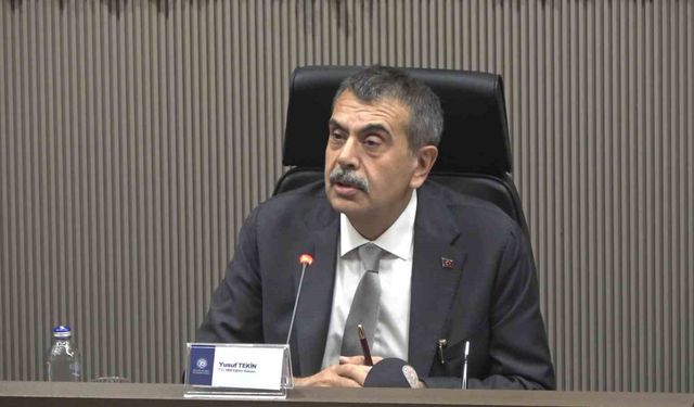 Bakan Tekin, Yalova'da mesleki eğitim-sanayi buluşmasına katıldı
