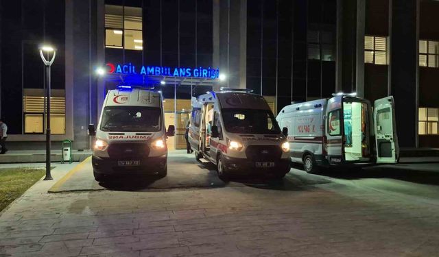 Bartın'da patpat devrildi: 8 yaralı