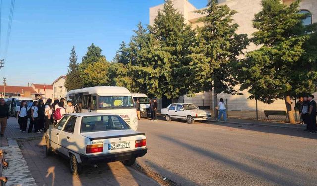 Başkan Dombaycı; 'Her eğitim yılı öğrencilerin gelişimine açılan kapıdır'