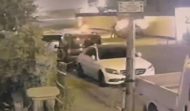 Batman'da park halindeki otomobilin kundaklanma anı kamerada