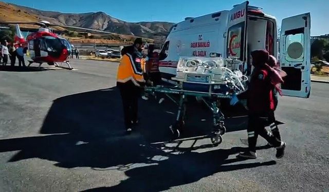 Bin 400 gram ağırlığında doğan bebek için zamanla yarış