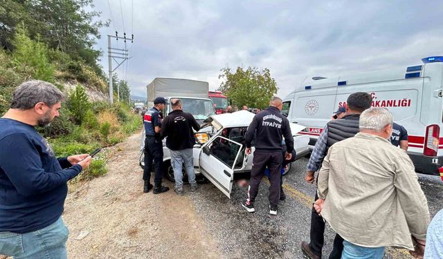 Bozdoğan'da trafik kazası: 1 ölü, 2 yaralı
