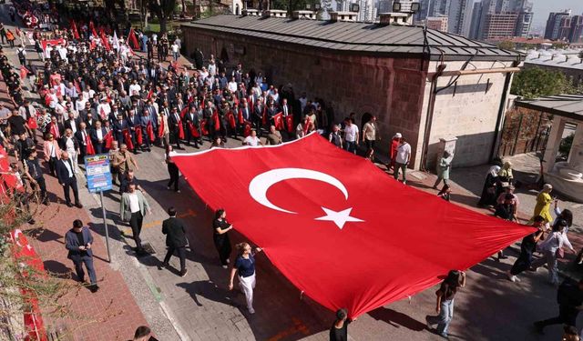 Bursa'nın kurtuluşu coşku ve gururla kutlandı