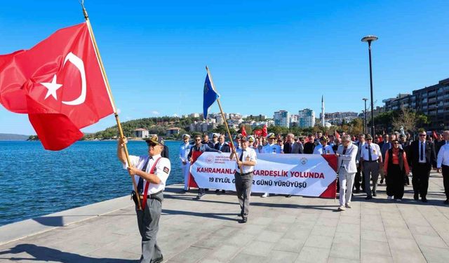 Çanakkale'de Gaziler Günü yürüyüşü düzenlendi