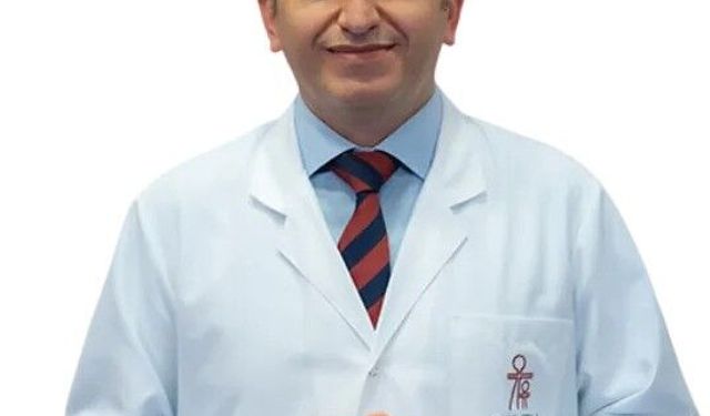 Cem Yılmaz'ın geçirdiği kalp krizi sonrası uzmanından Frank işareti uyarısı