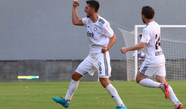 Ceyhun Gülselam, profesyonel futbol kariyerini sonlandırdı